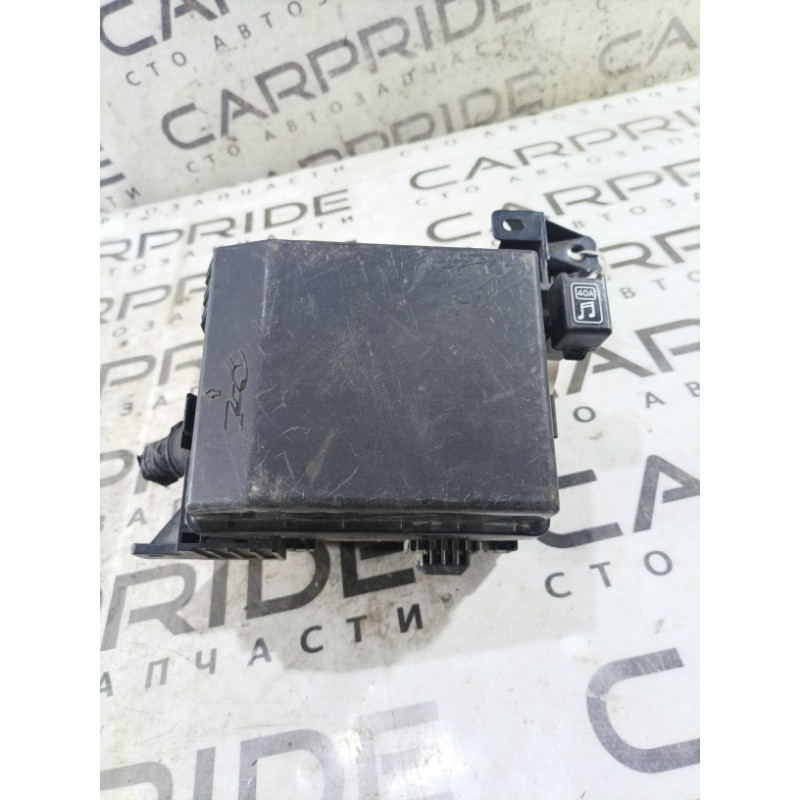 Блок предохранителей (электрика) Mitsubishi Galant 9 mr587807