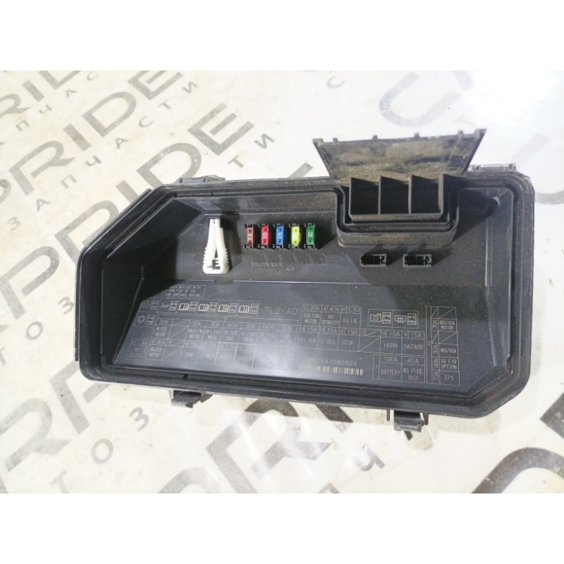 Крышка блока предохранителей (двигатель и элементы) Acura TSX CU2 tl2a0
