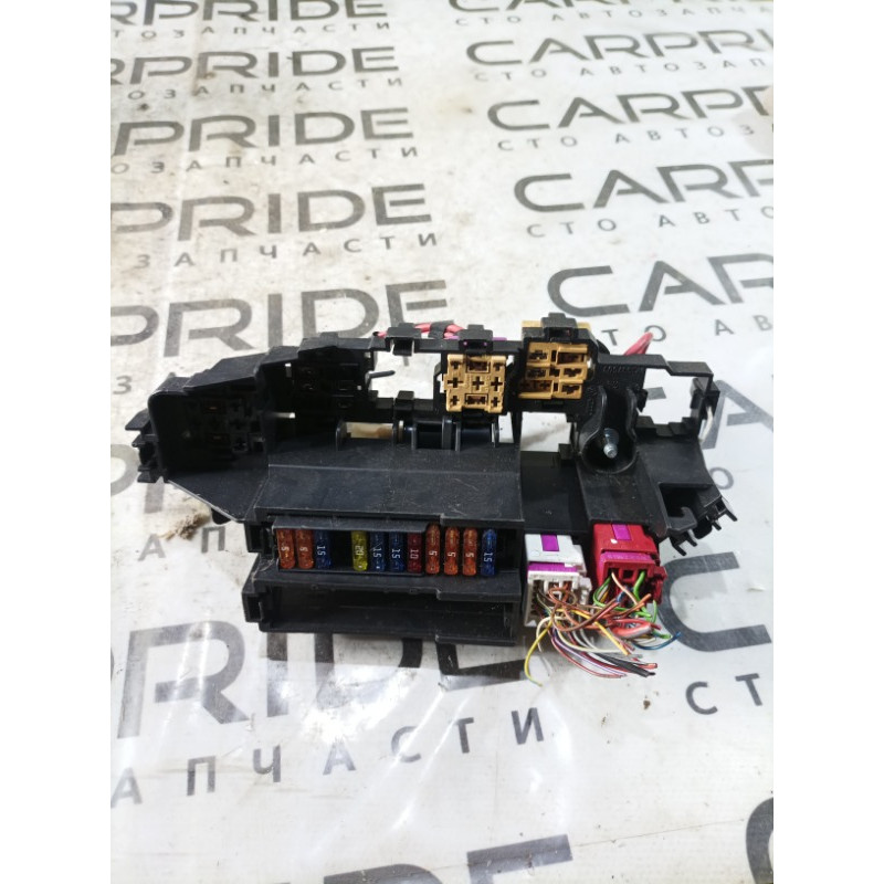 Блок предохранителей (электрика) Audi A5 8T 8k1937503