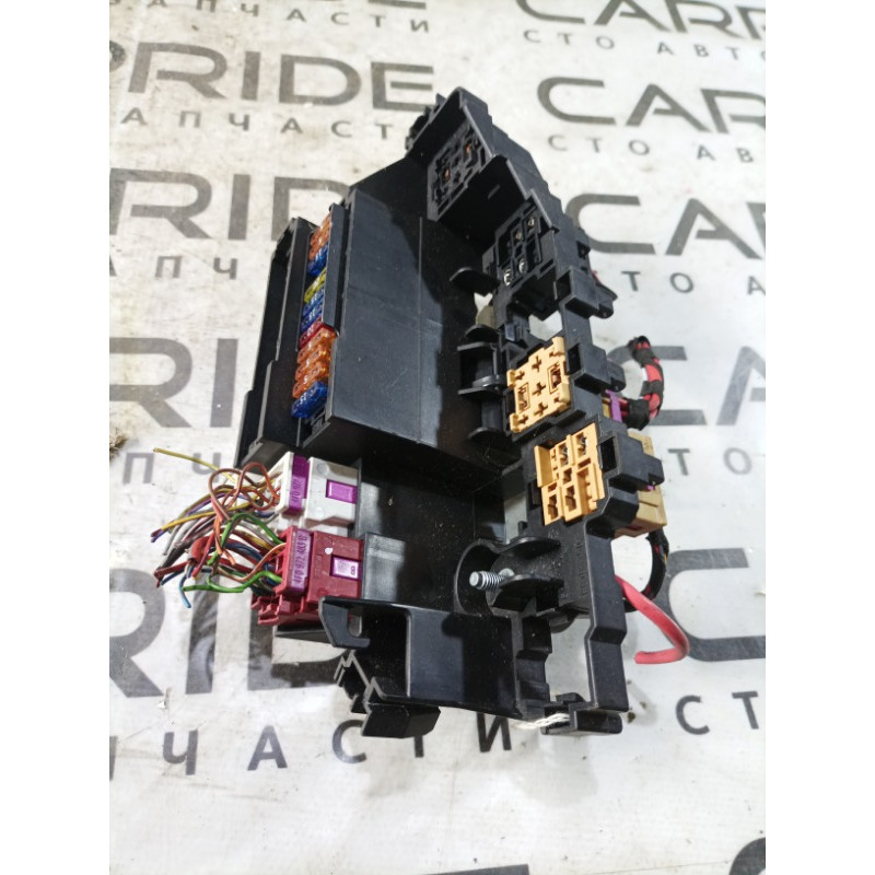 Блок предохранителей (электрика) Audi A5 8T 8k1937503