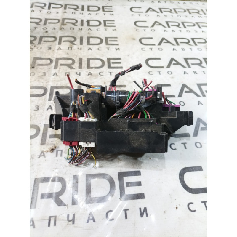 Блок предохранителей (электрика) Audi A5 8T 8k1937503