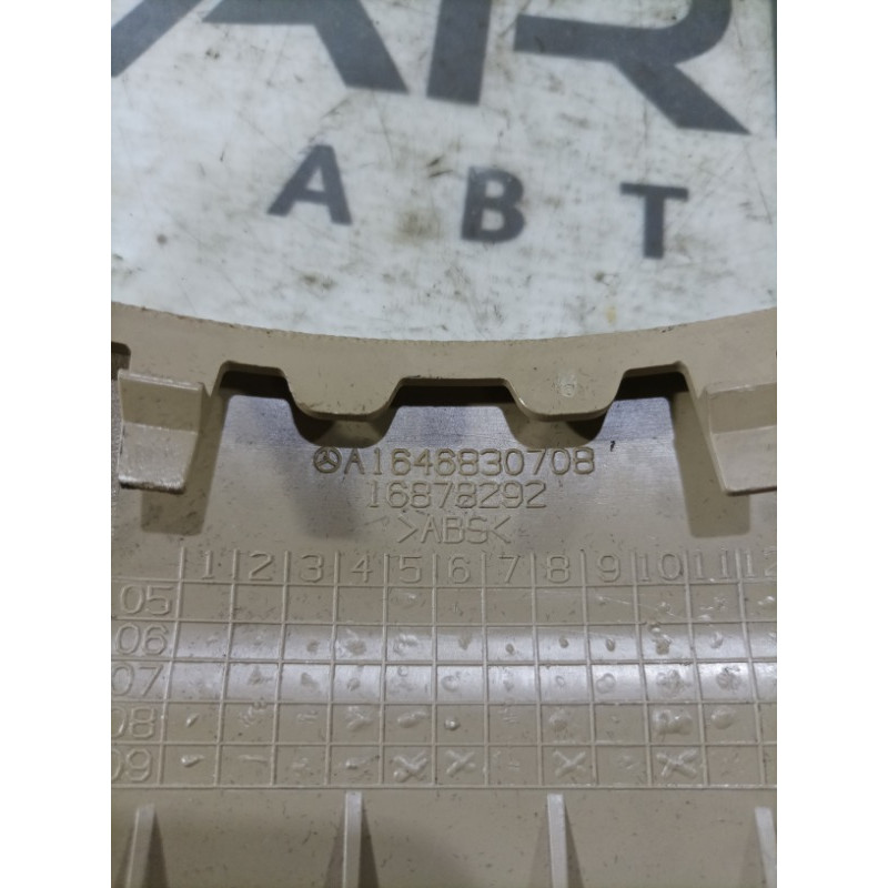 Накладка центральної консолі (салон) Mercedes-Benz GL X164 2012 4.6 a1646830708