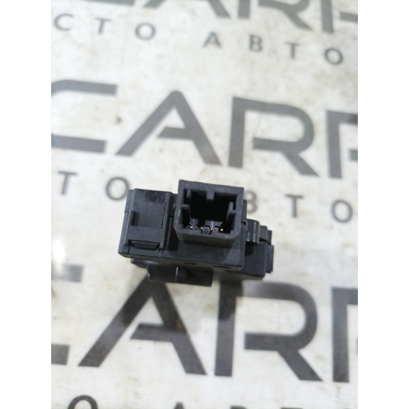 Привід заслонки обігрівача (обігрів та кондиціювання.) Mercedes-Benz GL X164 2012 4.6 220720111a