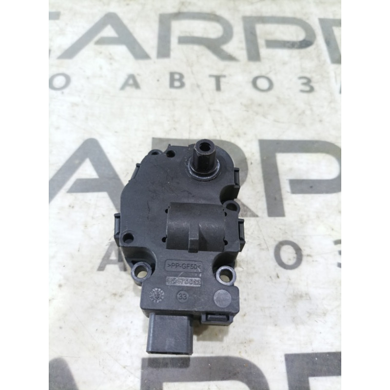 Привід заслонки обігрівача (обігрів та кондиціювання.) Mercedes-Benz GL X164 2012 4.6 T1015556H