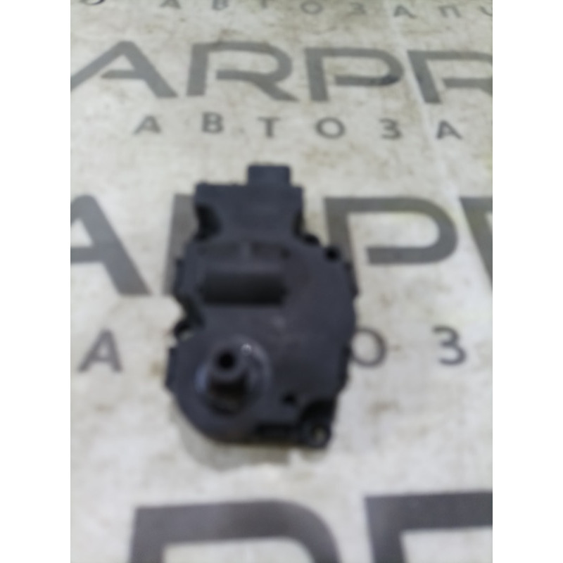 Привід заслонки обігрівача (обігрів та кондиціювання.) Mercedes-Benz GL X164 2012 4.6 T1015556H