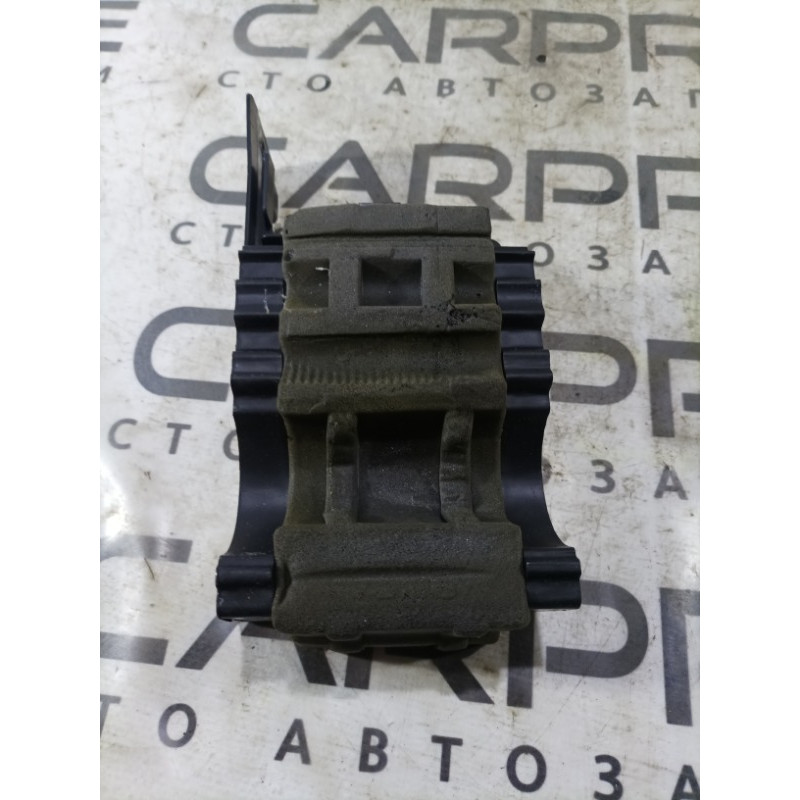 Кронштейн (двигатель и элементы) Mercedes-Benz GL X164 2012 4.6 A1646800926