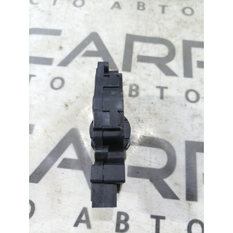 Привід заслонки обігрівача (обігрів та кондиціювання.) Mercedes-Benz GL X164 2012 4.6 9298880