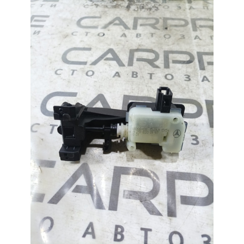 Привід лючка паливного бака (електрика) Mercedes-Benz GL X164 2012 4.6 A2516390107