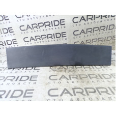 Обшивка крышки багажника