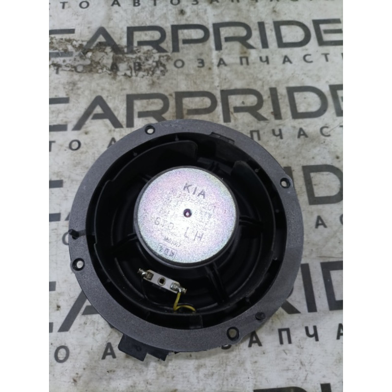 Динамик (электрика) KIA Sorento UM 2013 2.4 963302p301