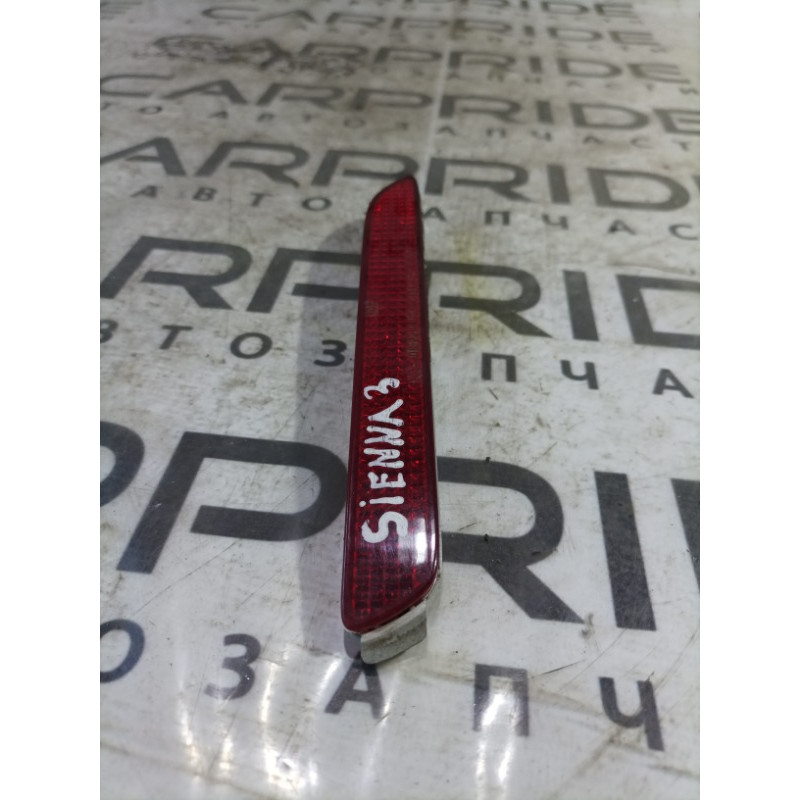 Катафот бампера (кузов и элементы) Toyota Sienna 3