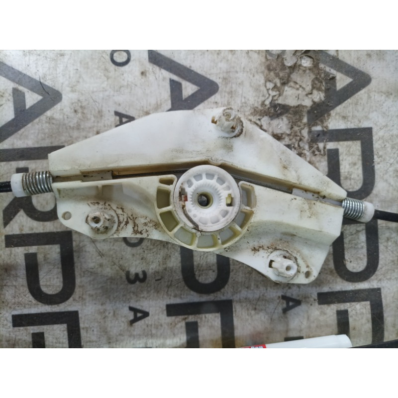 Механизм стеклоподъемника (кузов и элементы) Volkswagen Golf 1K 2.5 1K3837462A