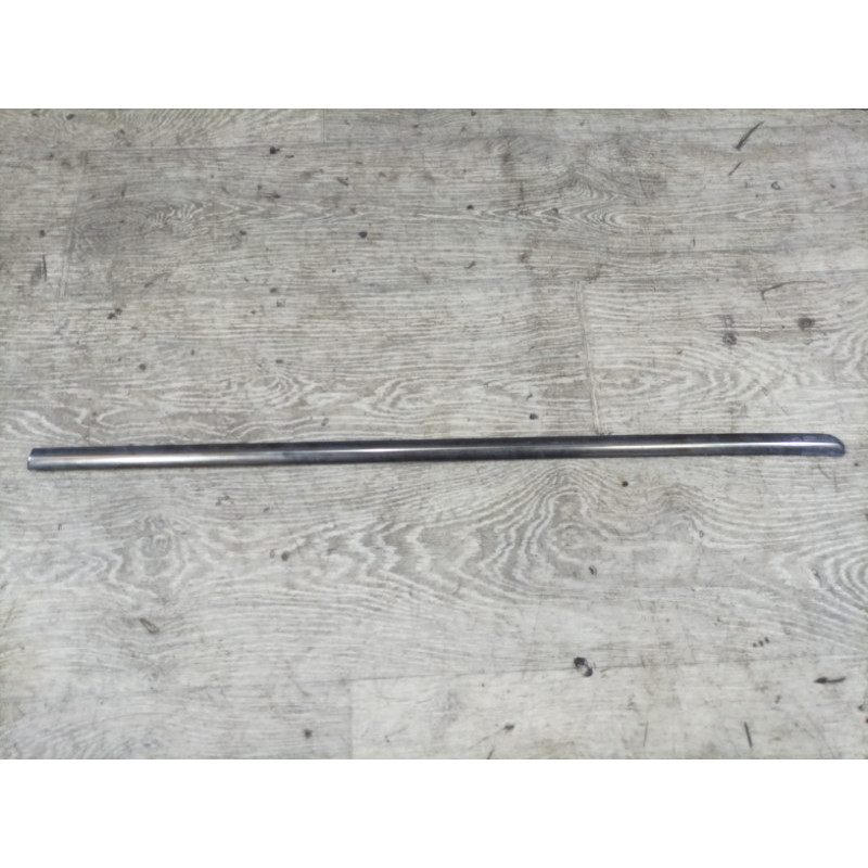 Молдинг двери внешний (кузов и элементы) Mercedes-Benz E-class W124 1990 3.2