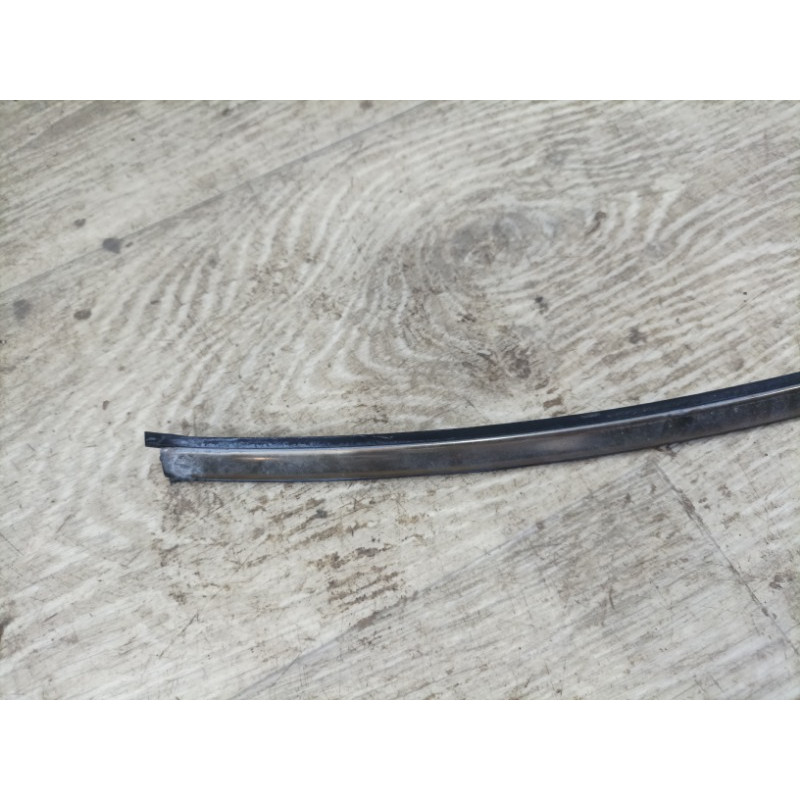 Молдинг двери внешний (кузов и элементы) Mercedes-Benz E-class W124 1990 3.2