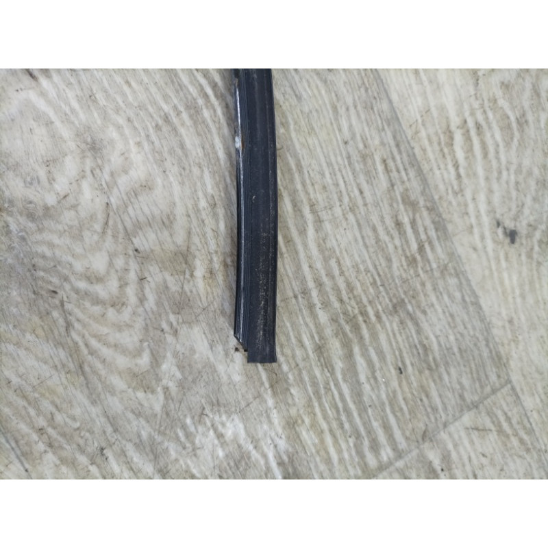 Молдинг двери внешний (кузов и элементы) Mercedes-Benz E-class W124 1990 3.2