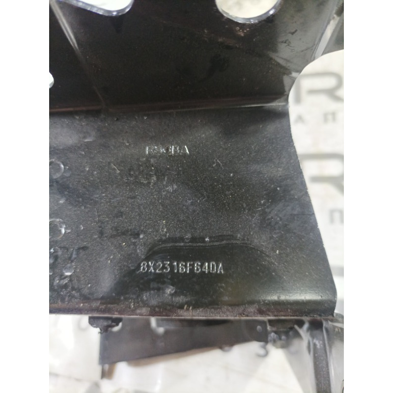 Кронштейн (двигатель и элементы) Jaguar XF X250 8x2316f640a