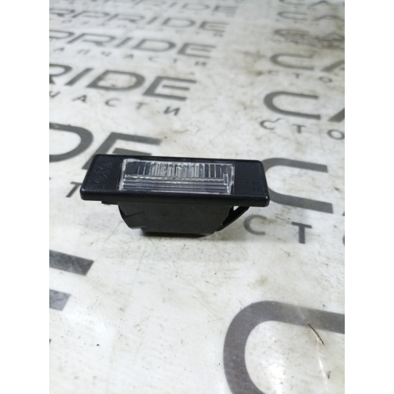 Плафон подсветки номера (оптика) Nissan Juke F15 2011 1.6