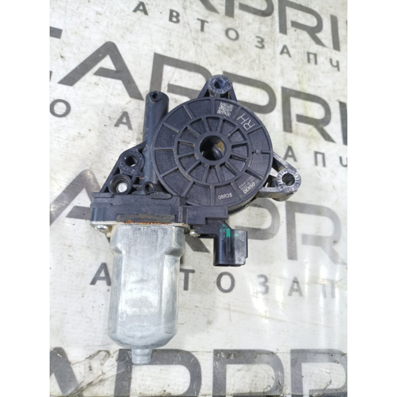 Мотор стеклоподъемника (электрика) Hyundai Sonata LF 82460c1000