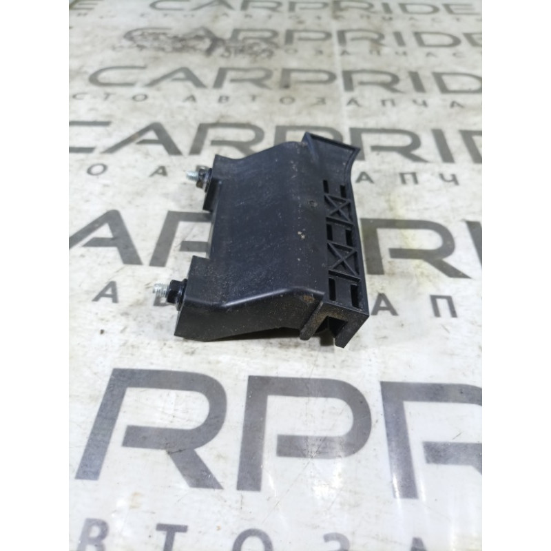 Направляющая стекла двери (кузов и элементы) Hyundai Sonata LF 82560C1000