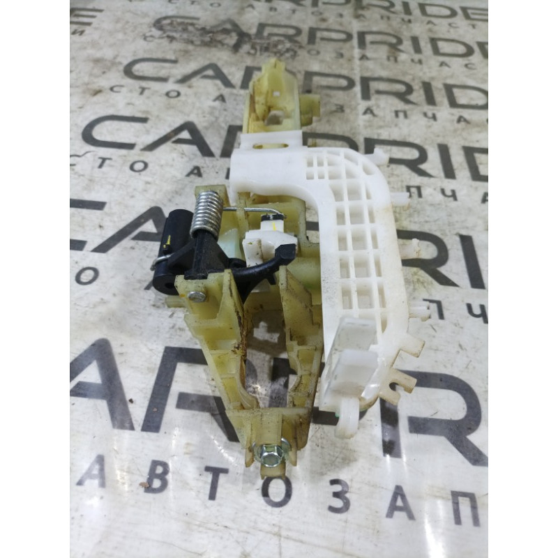 Кронштейн ручки двери (кузов и элементы) Hyundai Sonata LF 9192103101