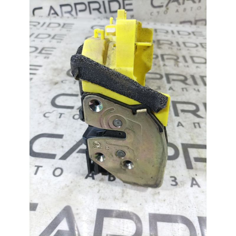 Замок двери (кузов и элементы) Hyundai Sonata LF 81320c1010