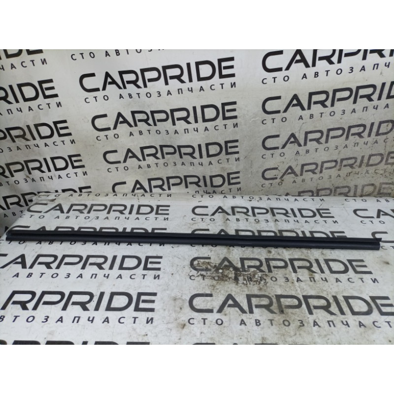 Молдинг стекла внутренний (наружные элементы кузова) Hyundai Sonata LF 82241C1000