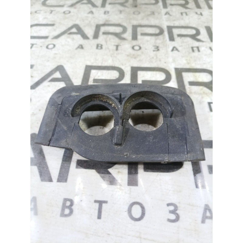 Уплотнитель (кузов и элементы) Volkswagen Golf 1K 2.5 1k0971865