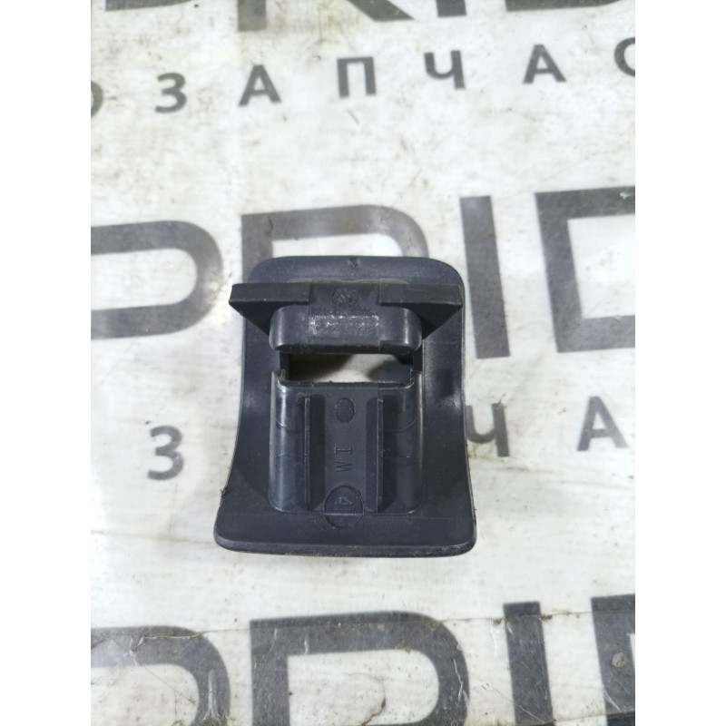 Пластик салона (салон) Volkswagen Golf 1K 2.5 1k0887233