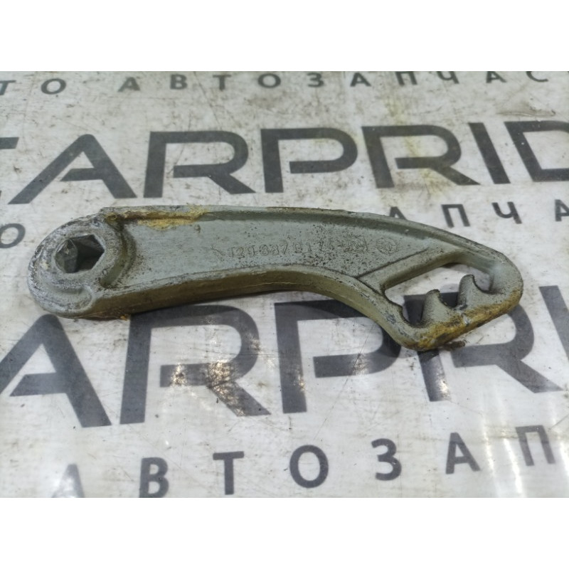 Петля капота (кузов и элементы) Mercedes-Benz E-class W124 1990 3.2 1298870174