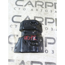 Крепление аккумулятора