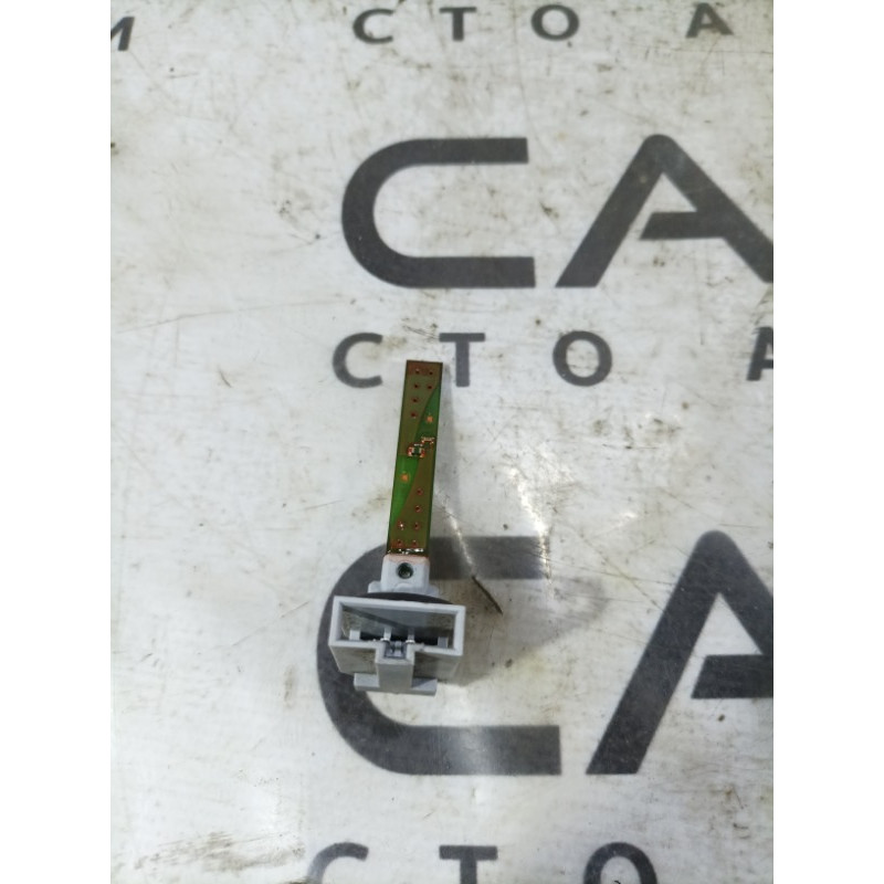 Датчик температуры окружающей среды (электрика / датчики) Audi A6 C5 4b0820539