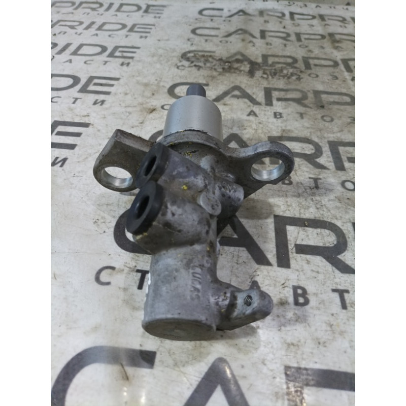 Главный тормозной цилиндр (тормозная система) Volkswagen Passat B5 2000 2.5