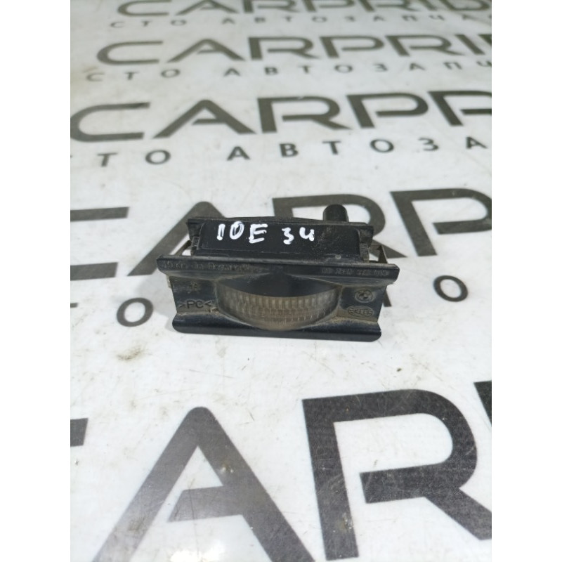 Плафон подсветки номера (оптика) BMW 5-series E34 63268355048