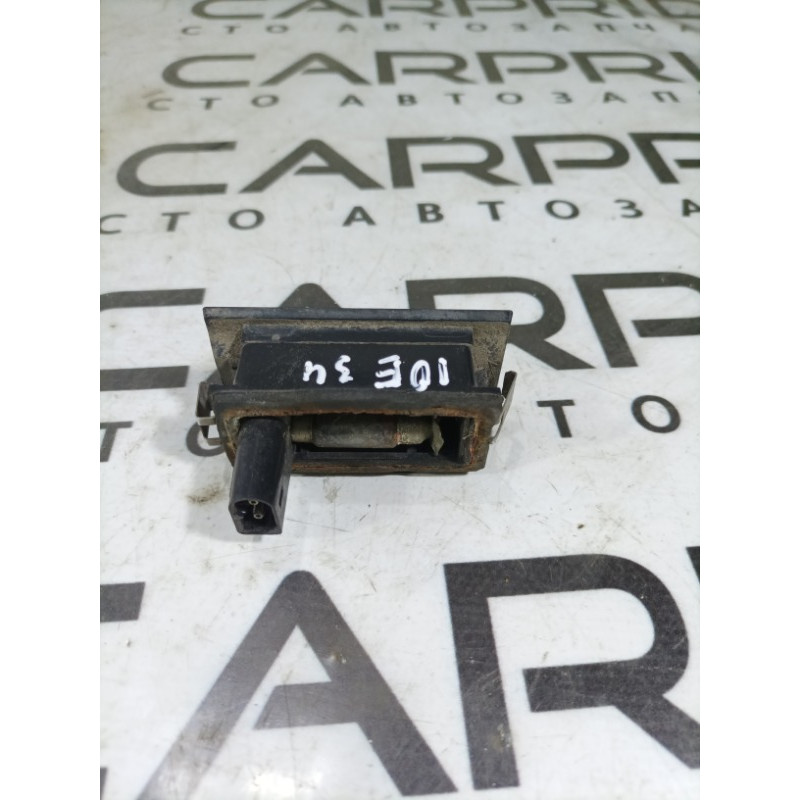 Плафон подсветки номера (оптика) BMW 5-series E34 63268355048