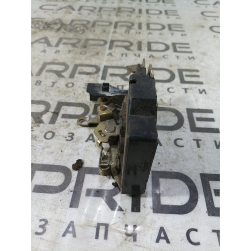 Замок двери (кузов и элементы) BMW 3-series E30 M21d24 51221906571