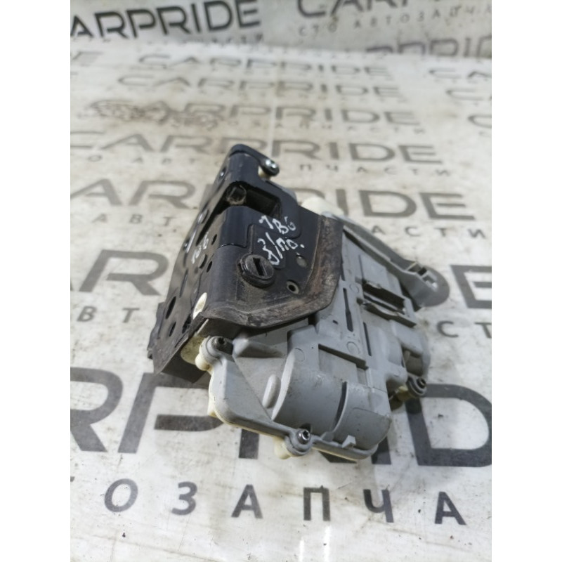 Замок двери (кузов и элементы) Volkswagen Passat B6 2008 2.0 BKP 3c4839016a