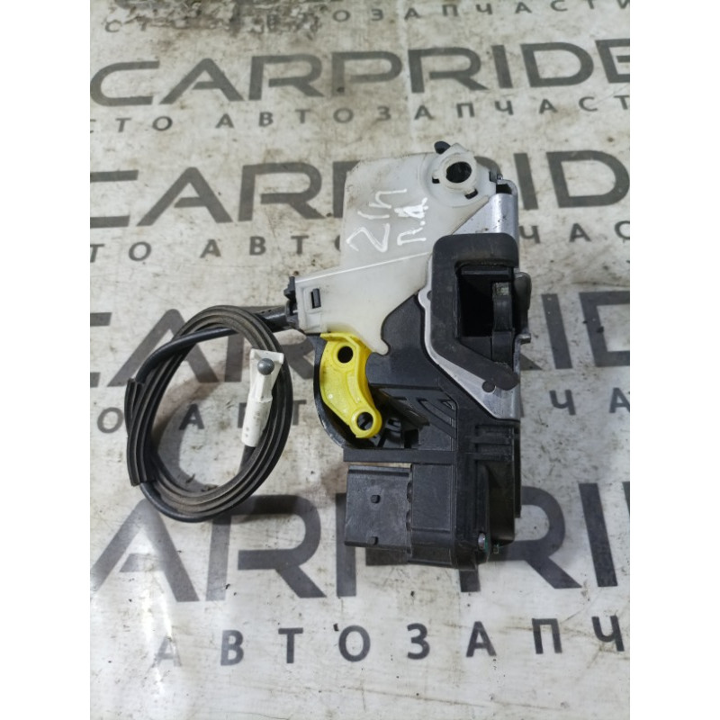 Замок двери (кузов и элементы) Opel Insignia A 2012 2.0 DTH 3023803