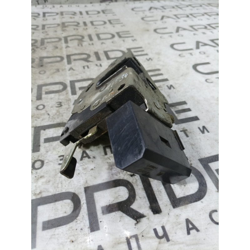 Замок дверей (кузов і елементи) BMW 5-series E34 51218168924
