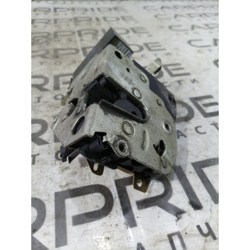Замок дверей (кузов і елементи) BMW 5-series E34 51218168924