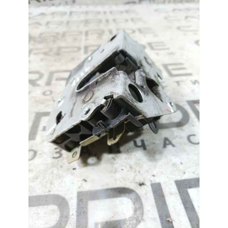 Замок дверей (кузов і елементи) BMW 3-series E36 M40B18 51228122419