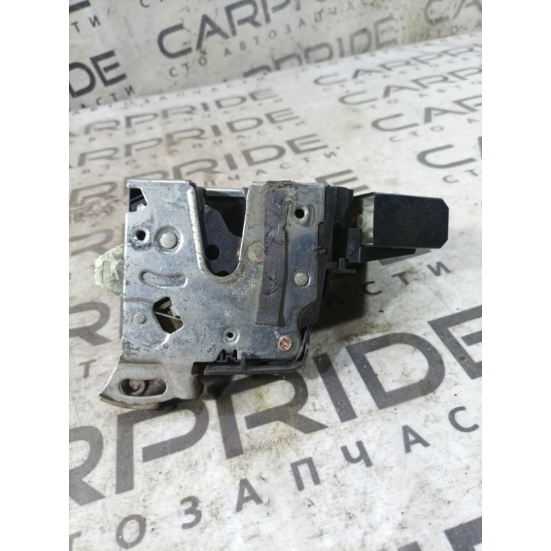 Замок двери (кузов и элементы) BMW 5-series E39 2001 M57d30 8235126