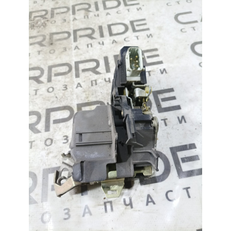 Замок двери (кузов и элементы) BMW 5-series E39 2001 M57d30 8235126