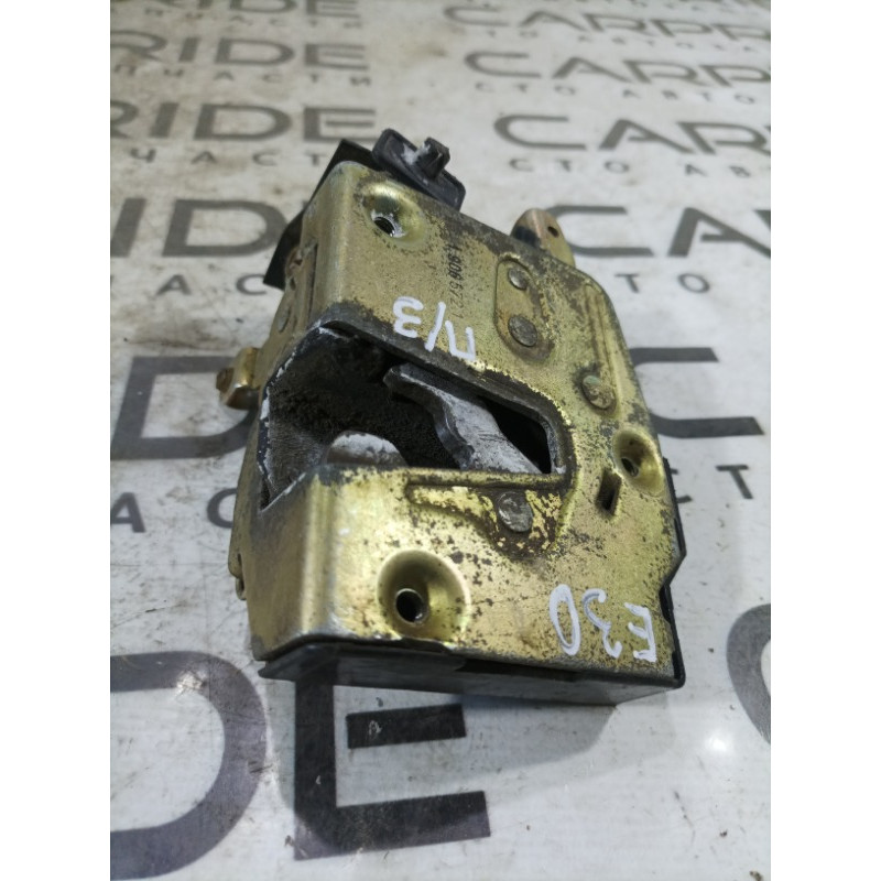 Замок двери (кузов и элементы) BMW 3-series E30 51221906572