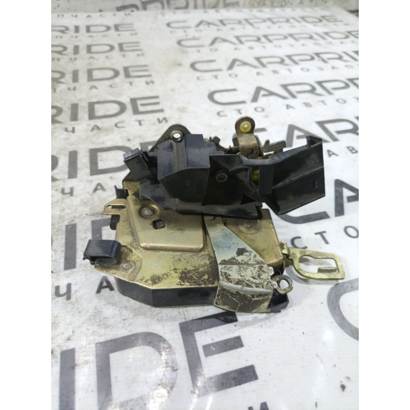 Замок двери (кузов и элементы) BMW 3-series E36 51218122417