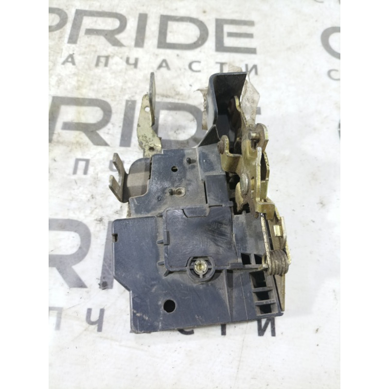 Замок дверей (кузов і елементи) BMW 3-series E36 51211924784