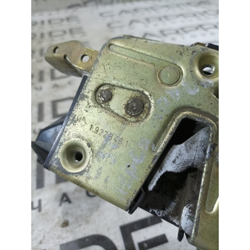 Замок двери (кузов и элементы) BMW 3-series E36 51211922846