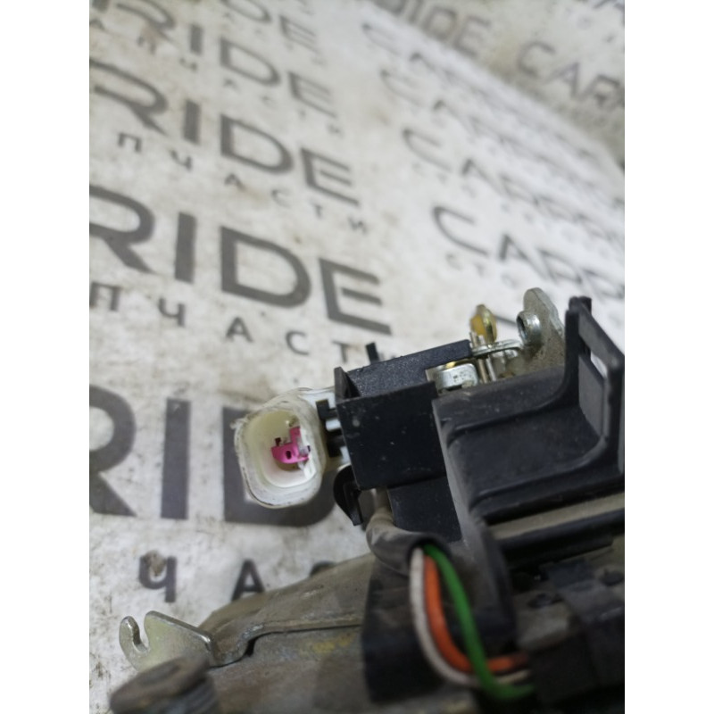 Замок двери (кузов и элементы) BMW 7-series E38 51228125672