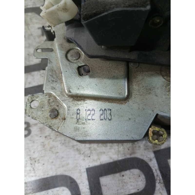 Замок дверей (кузов і елементи) BMW 3-series E36 51218122203