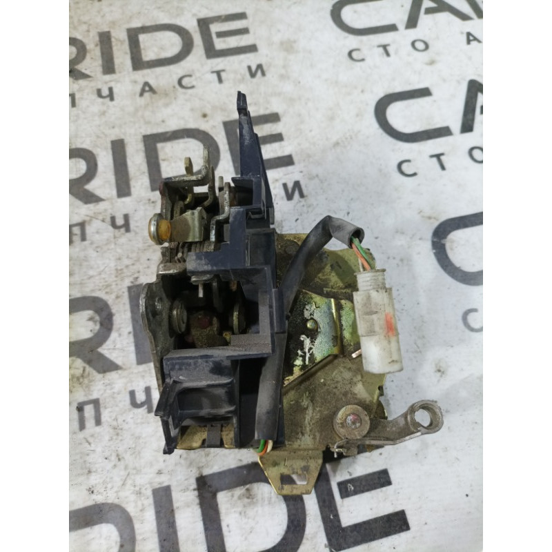 Замок двери (кузов и элементы) BMW 5-series E39 51228125671