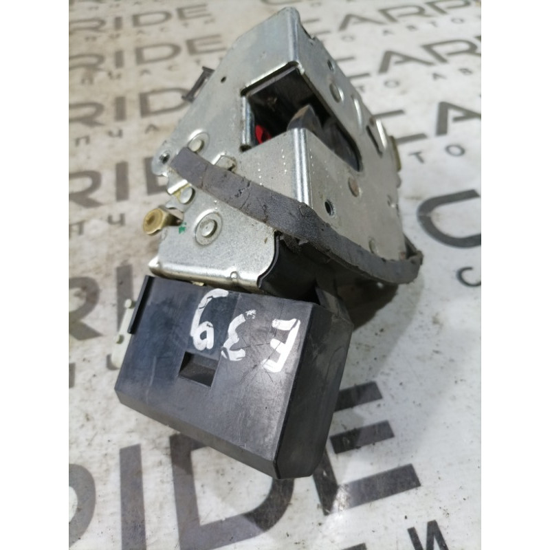 Замок двери (кузов и элементы) BMW 5-series E39 8166245